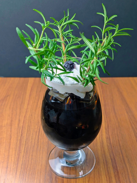 メフィラス二代目「悪質なミントコーヒー」／880円(税込)