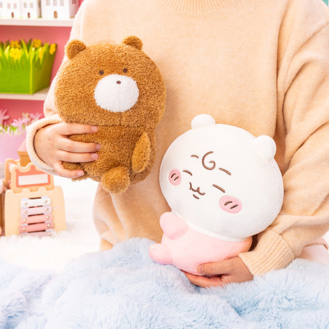 B賞：磁石でぴたっと！くまとなかよしなちいかわぬいぐるみ