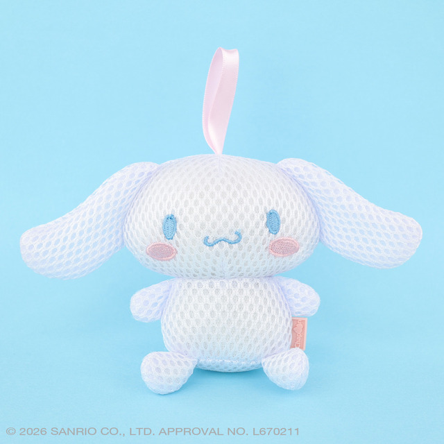 『ポムポムプリン』と『シナモロール』のバスぐるみ