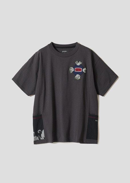 TVアニメ『HUNTER×HUNTER』×グラニフ　「爆弾魔（ボマー）｜サイドポケットビッグシルエットTシャツ」
