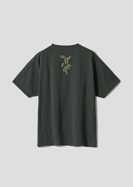 アニメ『刃牙道』×グラニフ　「強き人よ｜ビッグシルエットTシャツ」背面