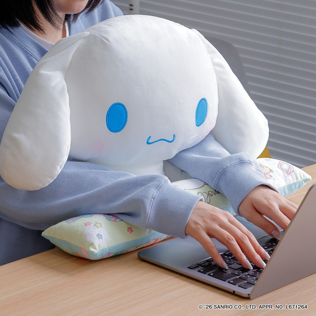「シナモロール　PCクッション～のんびりver.～」