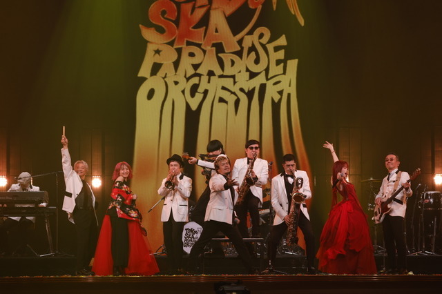 東京スカパラダイスオーケストラ with Special Guests［LiSA、TAKUMA（10-FEET）、アイナ・ジ・エンド］©CEIPA /MUSIC AWARDS JAPAN2026
