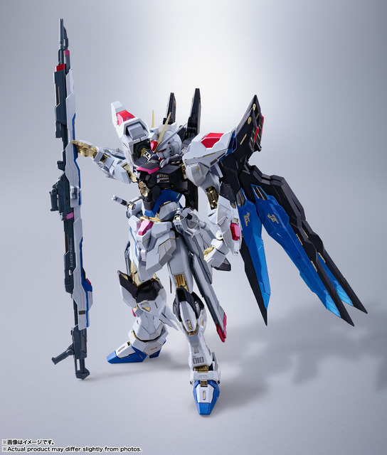「METAL BUILD ストライクフリーダムガンダム ＜リバイバル版＞」