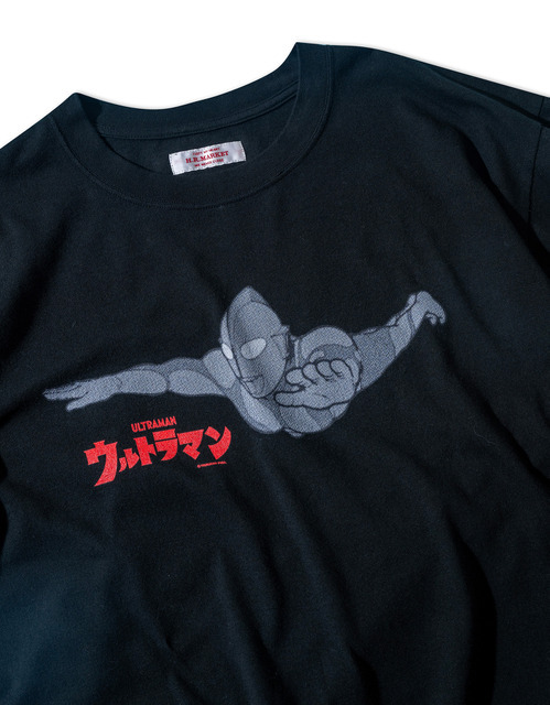 モノ フライングウルトラマン ショートスリーブTシャツ