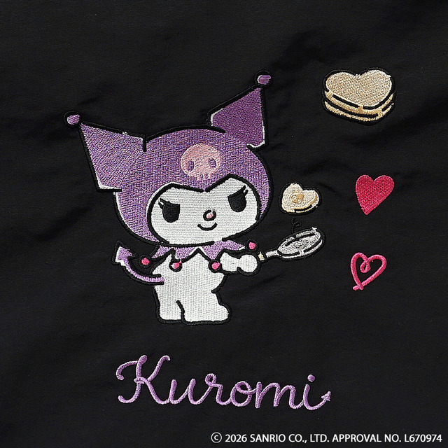 unify × Sanrio characters「クロミが刺繍されたミニポシェット SUPK-03K」ブラックの部分アップ