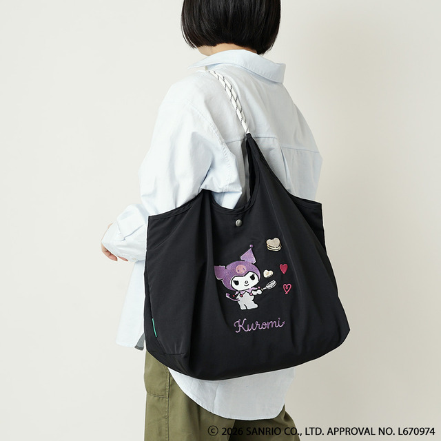 unify × Sanrio characters「クロミのリッチな刺繍の超軽量 トートバッグ  SUPK-01H」使用イメージ