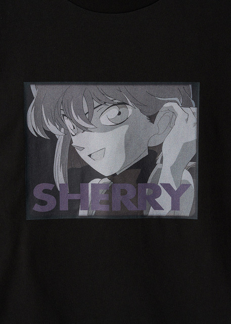 アニメ『名探偵コナン』×グラニフ　「SHERRY｜Tシャツ」部分アップ