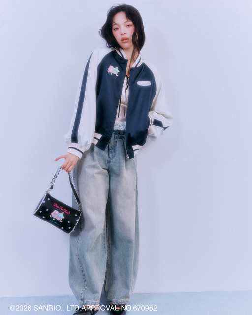 【リトルツインスターズ（キキ＆ララ）】リバーシブルサテン刺繍スカジャン