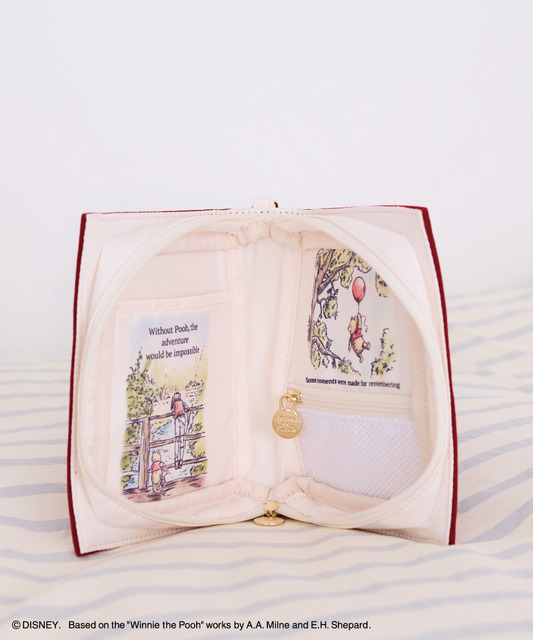 Winnie the Pooh/ブック型ポーチ