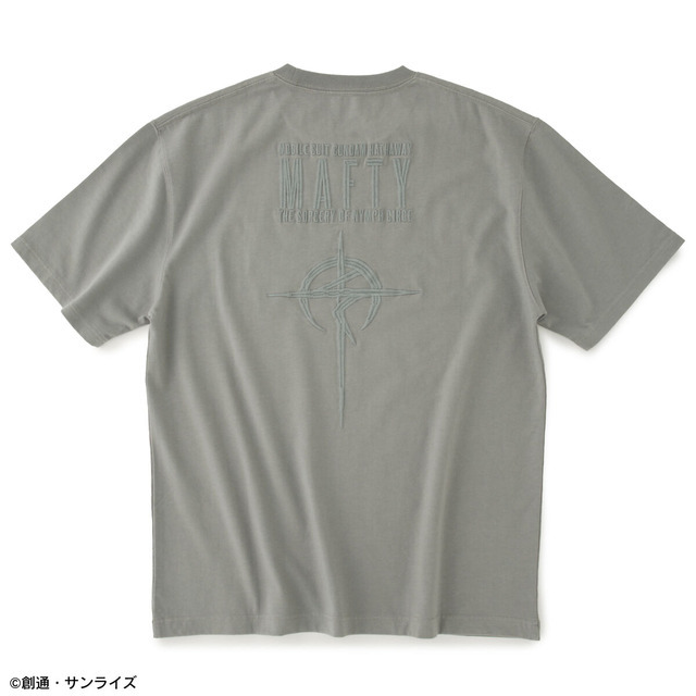 STRICT-G『機動戦士ガンダム 閃光のハサウェイ キルケーの魔女』ロゴマーク刺繍Tシャツ MAFTY【再販売：10月お届け】