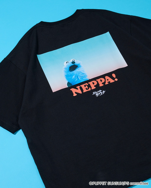 パペットスンスン × オールナイトサウナ バックプリント クルーネックTシャツ
