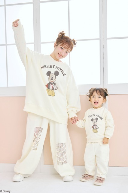ミッキー＆ミニーを親子リンクコーデで楽しもう♪ オーバーサイズスウェットや部屋着がズラリ！辻希美プロデュース「Ange Charme」