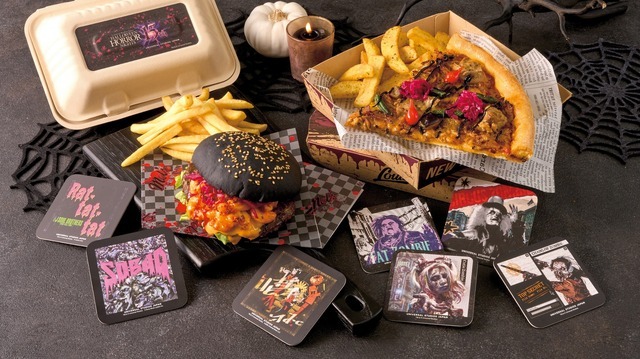 ハロウィーン・ホラー・ナイト15周年を記念したオリジナルデザインのコースター付きメニューが登場！