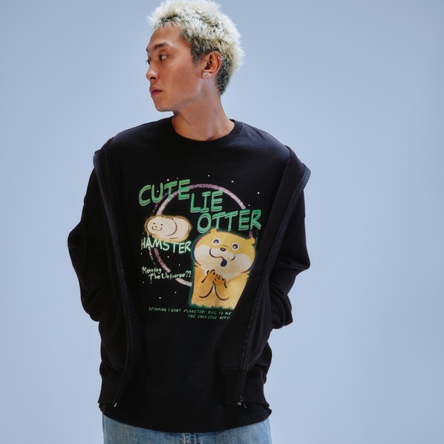 Tシャツ　ハムスターが宇宙を?!