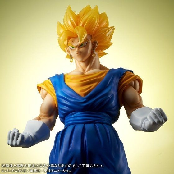 「ギガンティックシリーズ　ドラゴンボールZ 超ベジット（Ver.2）」14,300円（税込）（C）バードスタジオ／集英社・フジテレビ・東映アニメーション