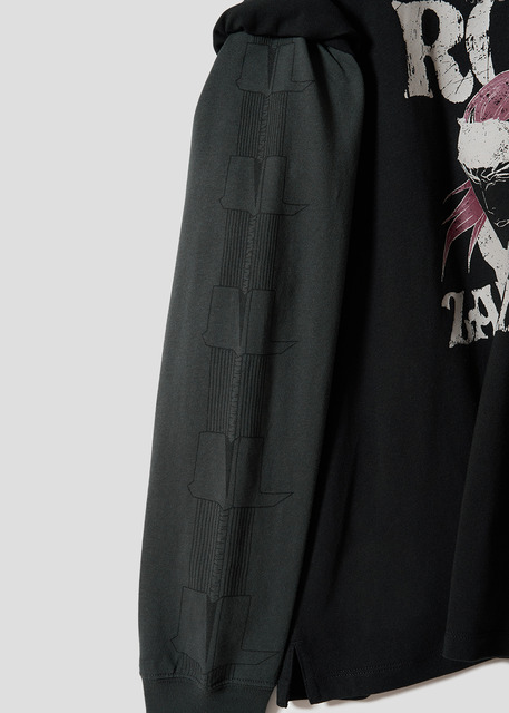 TVアニメ『BLEACH 千年血戦篇』× グラニフ　「吼えろ『蛇尾丸』｜レイヤードビッグシルエット長袖Tシャツ」　部分アップ