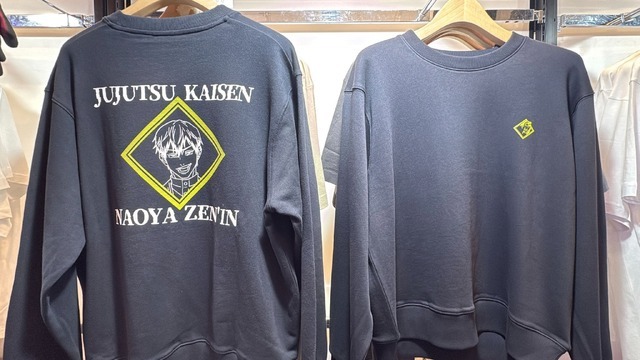 Tシャツ980円前後、描き下ろしデザイン多数！ “オタク全開じゃない”からこそ刺さる、ワークマン流「薬屋のひとりごと」「呪術廻戦」などアニメアパレルの秘密に迫る