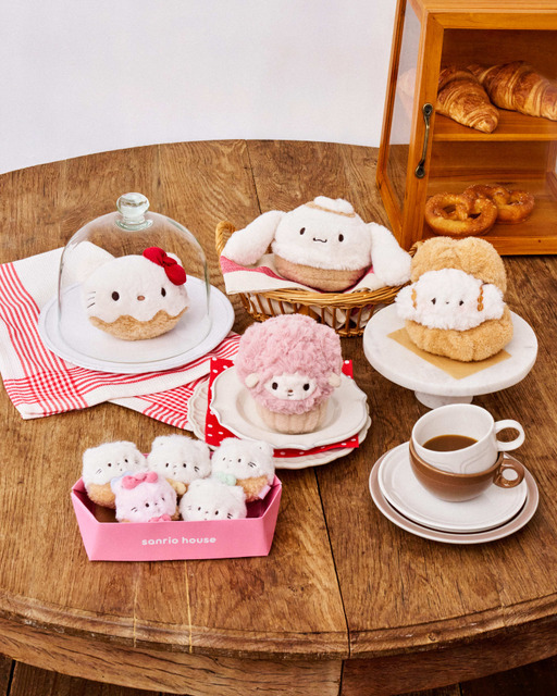 HELLO BAKERY「パンぬいぐるみ」各2,970円～6,380円
