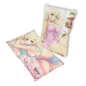 「[シノビマスター 閃乱カグラ NEW LINK]まくらカバー」3,240円（C）Marvelous Inc.（C）HONEY PARADE GAMES Inc.