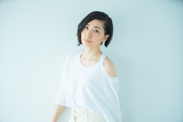 カーロッタ役：坂本真綾（C）秋田禎信・草河遊也・TOブックス／魔術士オーフェンはぐれ旅製作委員会