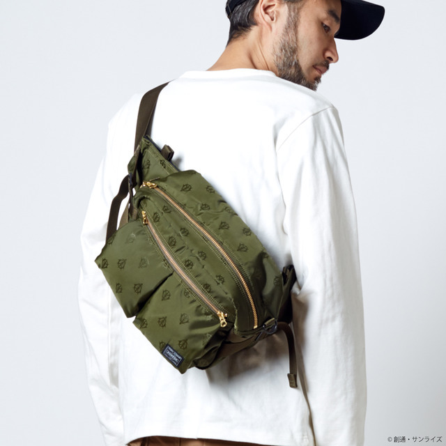 「STRICT-G×PORTER ウエストバッグ “ジオン軍”モデル」各28,600円(税込)(C)創通・サンライズ