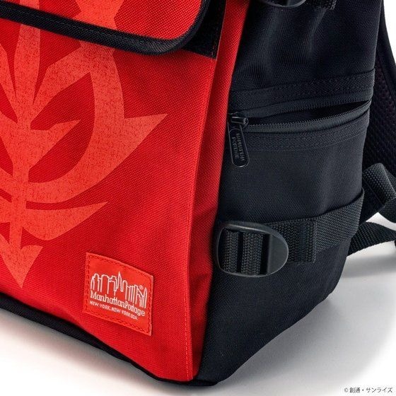 「STRICT-G × Manhattan Portage 『機動戦士ガンダム』40周年記念 バックパック ジオン軍モデル」28,600円（税込）（C）創通・サンライズ