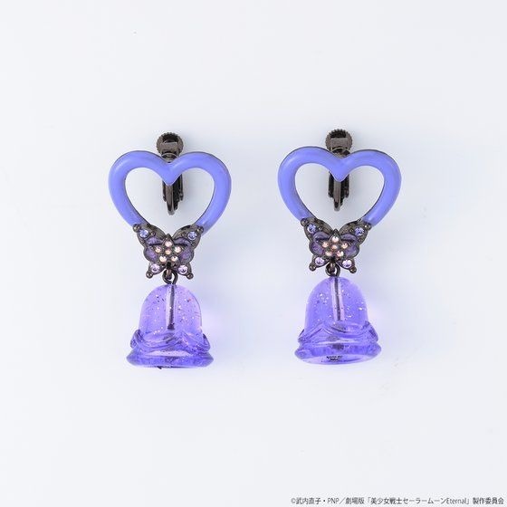 「劇場版「美少女戦士セーラームーンEternal」×ANNA SUI クリスタル・カリヨン ピアス/イヤリング」22,000円（税込）(c)武内直子・PNP／劇場版「美少女戦士セーラームーンEternal」製作委員会