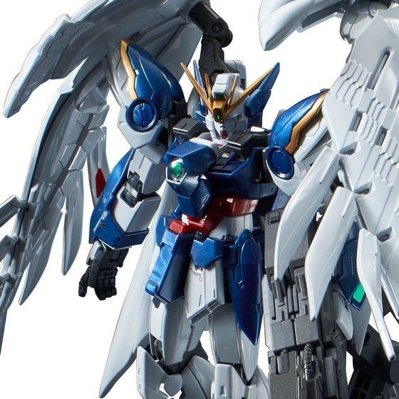 「RG 1/144 ウイングガンダムゼロ EW & ドライツバーク［チタニウムフィニッシュ］」7,260円（税込）（C）創通・サンライズ