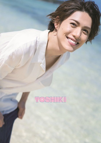 立石俊樹1st写真集「TOSHIKI」（東京ニュース通信社刊）