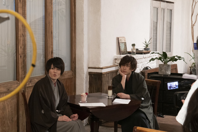 『僕ら的には理想の落語』第9話撮影時オフショット（C）ぼくらく