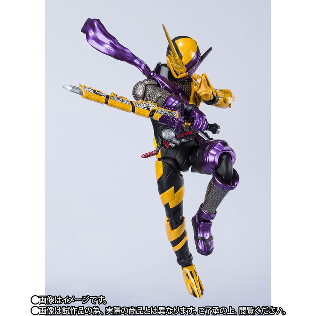 「S.H.Figuarts 仮面ライダービルド ニンニンコミックフォーム」(C)2017 石森プロ・テレビ朝日・ADK EM・東映