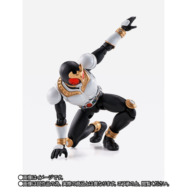 「S.H.Figuarts（真骨彫製法） 仮面ライダークウガ グローイングフォーム」(C)石森プロ・東映