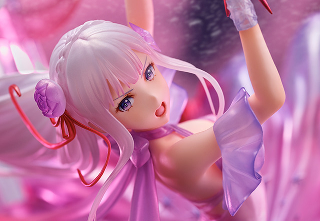 「Re:ゼロから始める異世界生活　氷結のエミリア -Crystal Dress Ver-」（C）長月達平・株式会社KADOKAWA刊／Re:ゼロから始める異世界生活2製作委員会