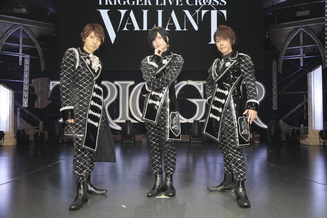 「TRIGGER LIVE CROSS“VALIANT”」オフィシャル写真（C）BNOI/アイナナ製作委員会（C）アイドリッシュセブン（C）アイドリッシュセブン CD:Arina Tanemura