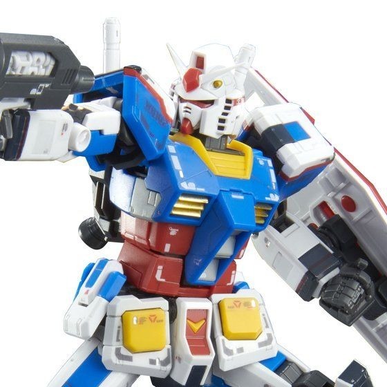 「RG 1/144 RX-78-2 ガンダム（チームブライトカスタム）」3,300円（税込）（C）創通・サンライズ