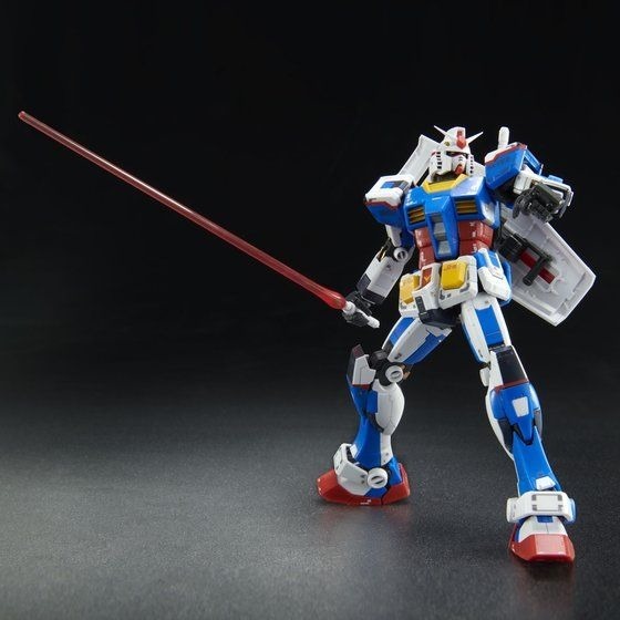 「RG 1/144 RX-78-2 ガンダム（チームブライトカスタム）」3,300円（税込）（C）創通・サンライズ