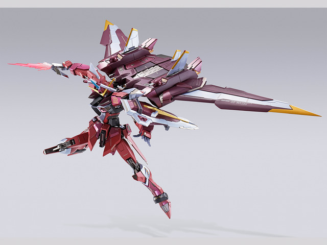 「METAL BUILD ジャスティスガンダム」26,000円（税込）（C）創通・サンライズ