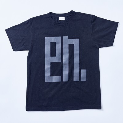 en.365° エンサンビャクロクジュウゴド　T-shirt (square)