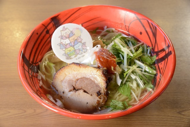 「すみっコぐらしフォレスト～魔法の森のゆうえんち～」みんなでキャンプだ！すみっコぐらし ラーメン(C)2021 日本すみっコぐらし協会映画部