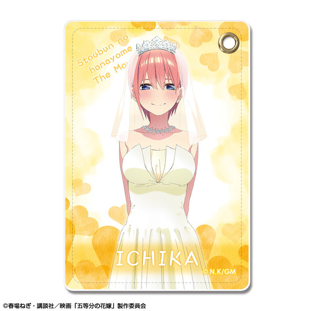 「映画『五等分の花嫁』 レザーパスケース 花嫁Ver.」1,408円（税込）（C）春場ねぎ・講談社／「五等分の花嫁」製作委員会（C）春場ねぎ・講談社／映画「五等分の花嫁」製作委員会