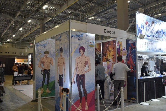 「Free!」遙、真琴、凛が壁紙に！「筋肉壁紙」と話題となった「Decol」ブースレポート【AnimeJapan 2022】