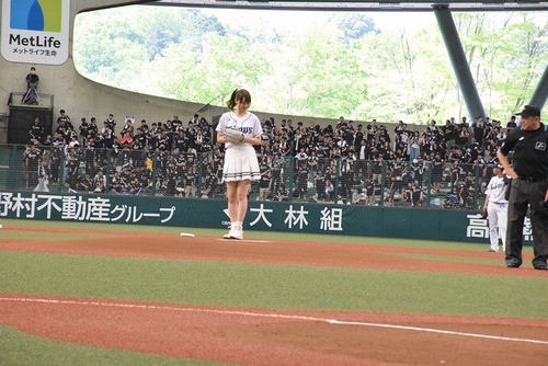 【ヒロインインタビュー】芹澤 優、初となる始球式の感想 －「悔しい～!」「茜屋さん、さすがです」