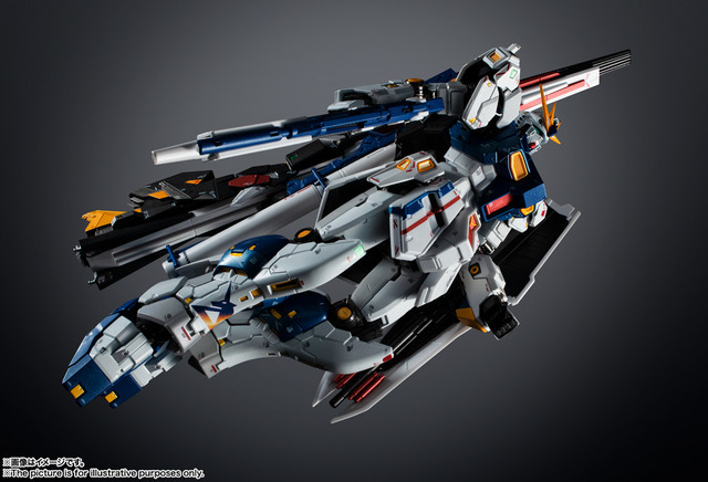 「超合金　RX-93ff νガンダム」24,000円（税別）（C）創通・サンライズ