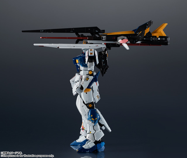 「超合金　RX-93ff νガンダム」24,000円（税別）（C）創通・サンライズ