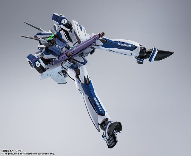 「DX超合金 VF-25メサイアバルキリー WORLDWIDE Anniv.」20,000円（税別）（C）2007 BIGWEST/MACROSS F PROJECT・MBS（C）2021 BIGWEST