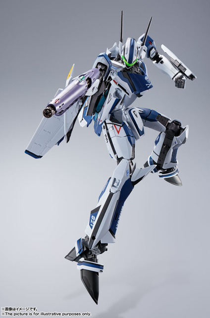 「DX超合金 VF-25メサイアバルキリー WORLDWIDE Anniv.」20,000円（税別）（C）2007 BIGWEST/MACROSS F PROJECT・MBS（C）2021 BIGWEST