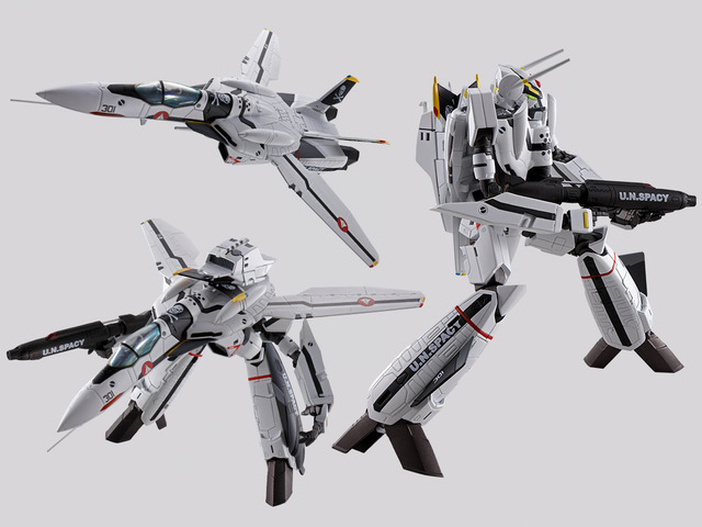 「HI-METAL R　VF-0S フェニックス（ロイ・フォッカー機）」15,400円（税込）（C）2002 BIGWEST