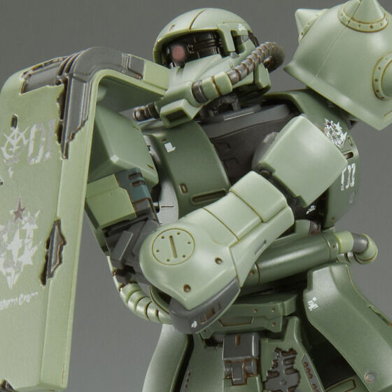 「HG 1/144 ドアン専用ザク」2,200円（税込）（C）創通・サンライズ