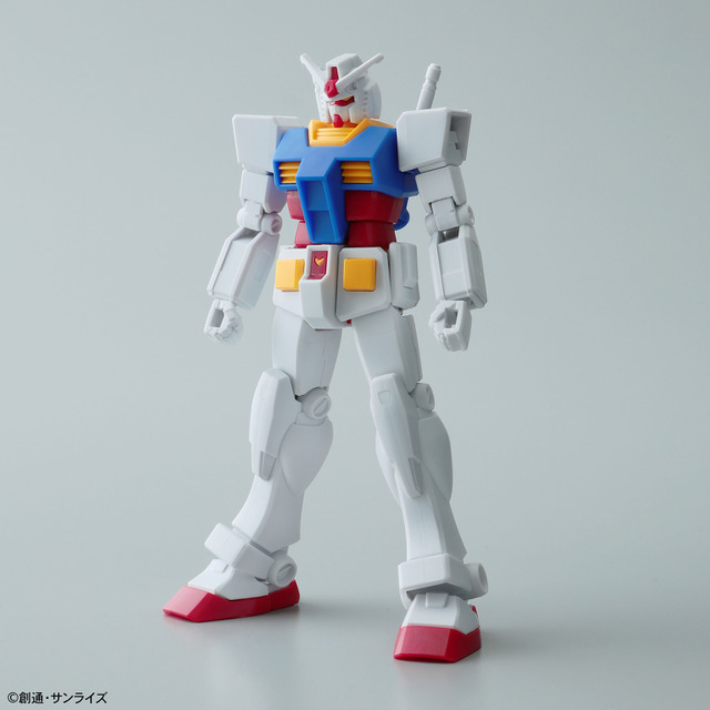 5 個のスタンプをすべて集めると、全高約 100mm の「ガンプラトライアルキット RX-78-2 ガンダム」と、キットに使用できる「GUNDAM NEXT FUTURE」オリジナルマーキングシールをプレゼント（C）創通・サンライズ（C）創通・サンライズ・MBS